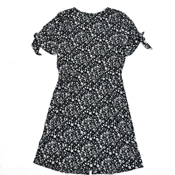 New ModCloth Just Gotta Have It Mini Dress Black flowers - Picture 3 of 7